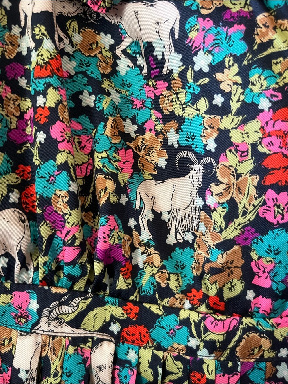 J. Crew Pleated midi dress in grazing goats print size 2 euc - Picture 9 of 11